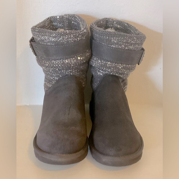 UGG AUSTRALIA Classic Cambridge Women's boots size 8. Gray Suede with glitter - Picture 2 of 15